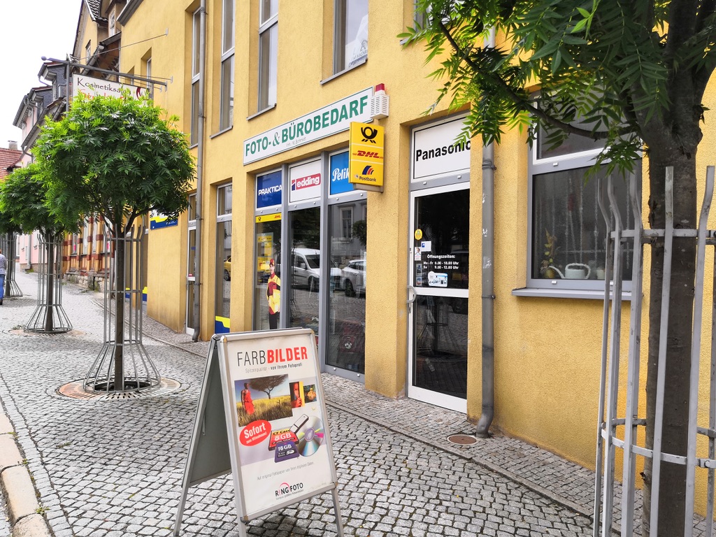 Eingang einer Stadtfiliale